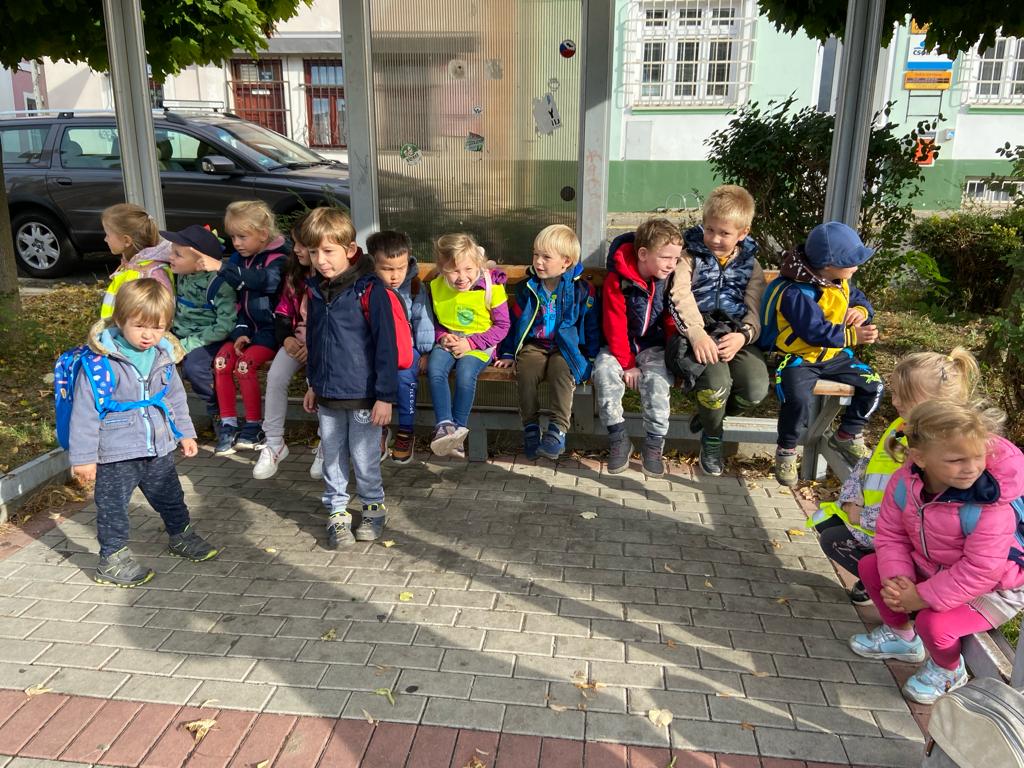 Hoštka - přestup na autobus do Úštěka